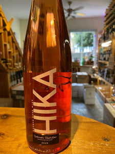 HIKA rose TXAKOU